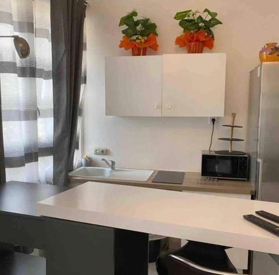 Appartements Lumineux Marseille Exterior photo